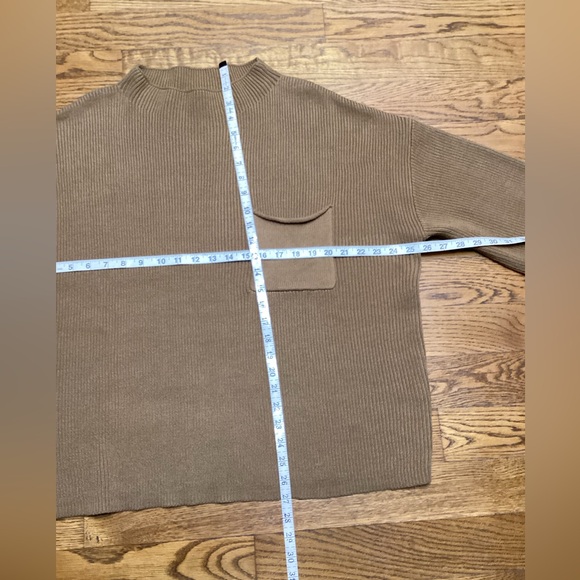 Blu pepper knit mock neck sweater. Size Large   Medium Brown - Picture 8 of 10